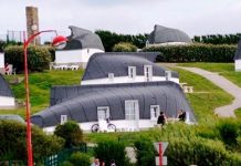 Equihen Plage – французская деревня с домами из перевёрнутых лодок