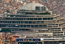 El Helicoide: футуристичный торговый центр, превратившийся в тюрьму