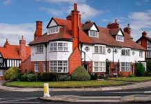 Эталонные монодеревни для рабочих в Англии