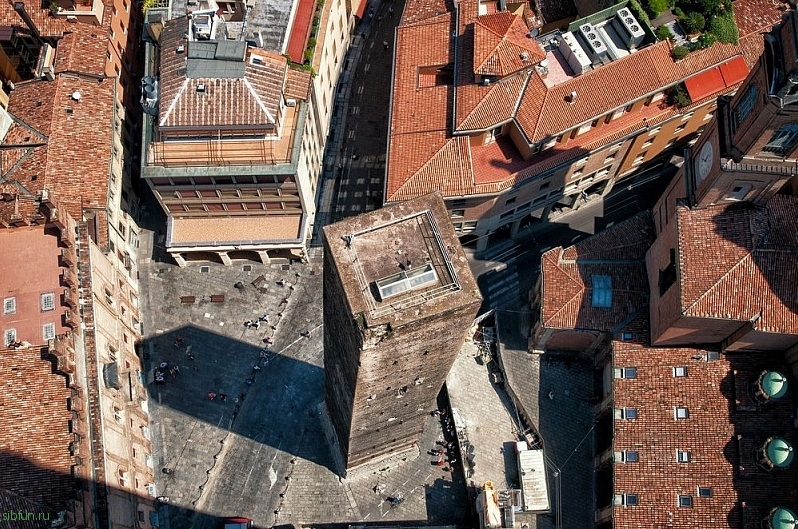 Башни Больньи – средневековые небоскрёбы в Италии