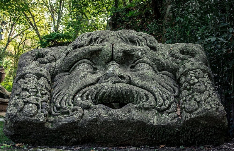 Жуткие гротескные скульптуры «священного сада» в Италии