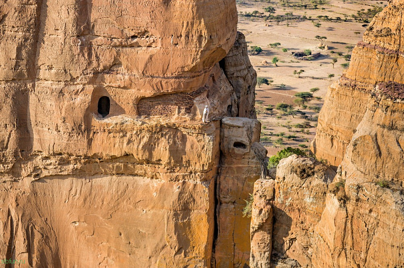 Уникальные горные церкви первых христиан в Эфиопии