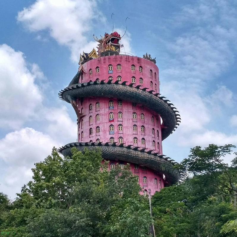 Ват Сампхан – невероятный храм дракона в Таиланде