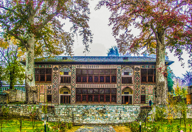 Красивейший дворец Шекинских ханов на севере Азербайджана