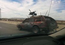 Машина из киноленты о зомби-апокалипсисе