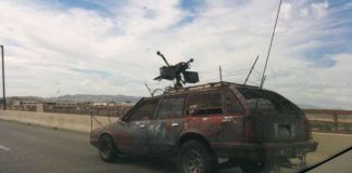 Машина из киноленты о зомби-апокалипсисе