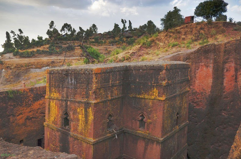 Уникальные монолитные церкви в горах Эфиопии