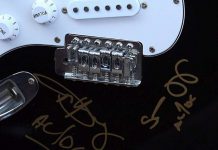 Как изменился гитарист Ангус Янг