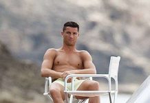 Криштиану Роналду отдыхает на яхте в кругу семьи