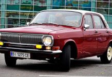 ГАЗ-24 с деревянным салоном