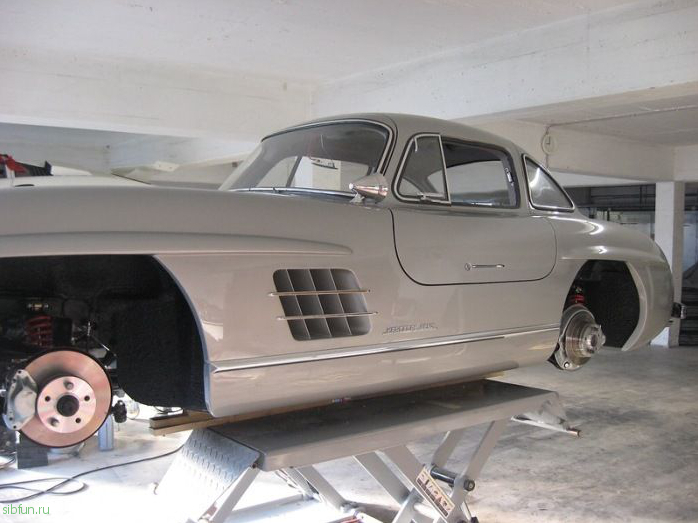 Как строилась раритетная Mercedes-Benz 300SL Gullwing