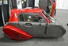 Мягкая маленькая машинка