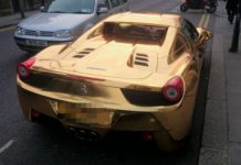 Золотая Ferrari