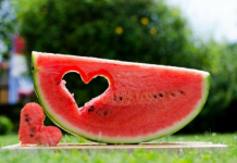 Как выбрать вкусный и спелый арбуз
