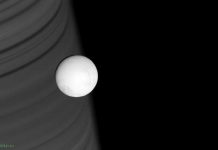 Шестой спутник Сатурна в объективе