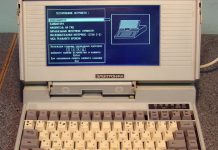 Ноутбук, микроволновка и планшет из СССР