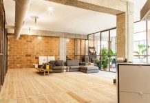 Необычный интерьер с зимним садом в Барселоне