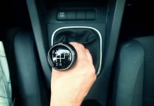 Зачем некоторые водители ездят на нейтральной передаче