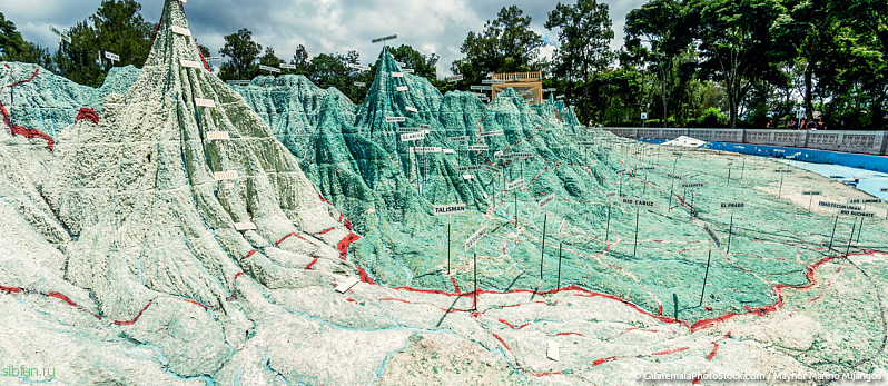 «Рельефная карта Гватемалы» - самая большая рукотворная модель местности