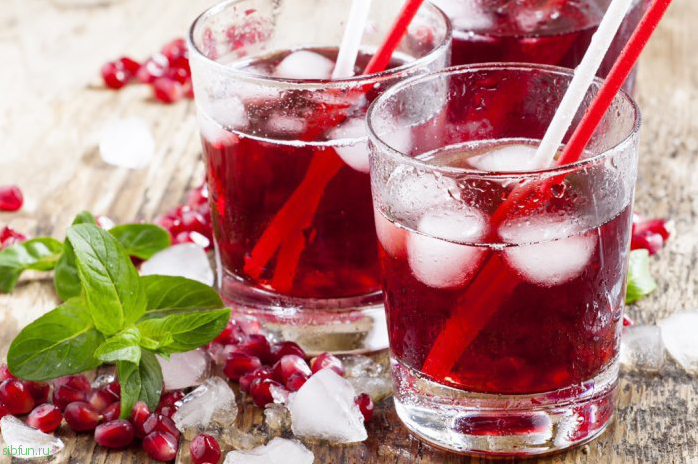 Почему лучше отказаться от употребления напитков со льдом вне дома
