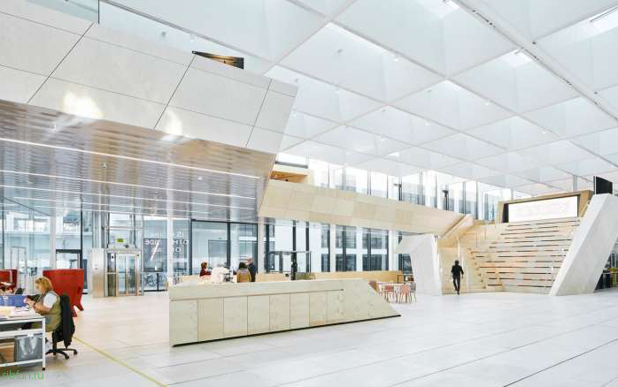 Архитектура и дизайн завода Swarovski Manufaktur в Австрии