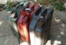 Как появилась канистра для топлива с тремя ручки