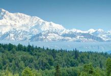 Какая самая высокая горная вершина на Аляске?