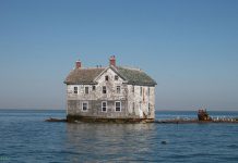 Пятерка заброшенных островов