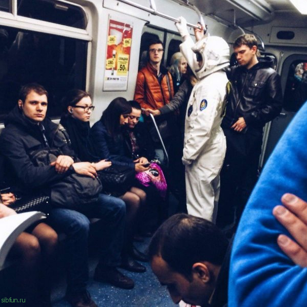 Чудики из Московского метро (40 фото) # 08.07.2020