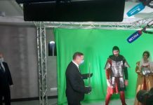 Беглов взял в руки меч — и снова стал героем фотожаб. Теперь он сражается с Дартом Вейдером и помогает Гарри Поттеру # 08.08.2020