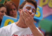 Как заработать 10 тысяч долларов за 10 минут? Ешьте хот-доги!