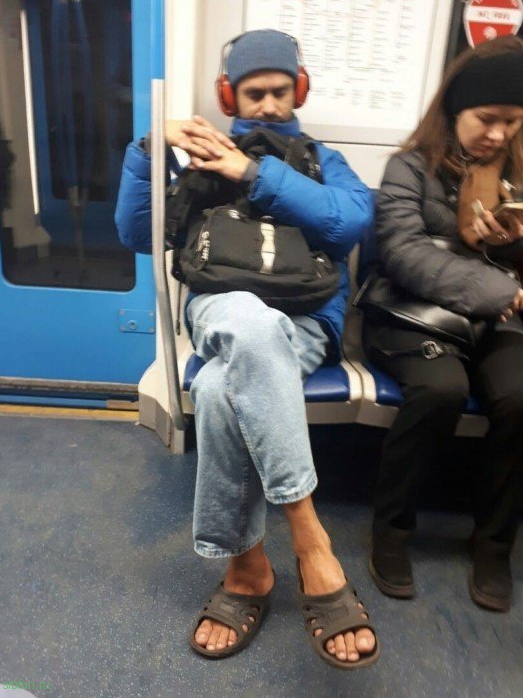 Модники московского метро. Осторожно, в подборке может быть ваша фотокарточка