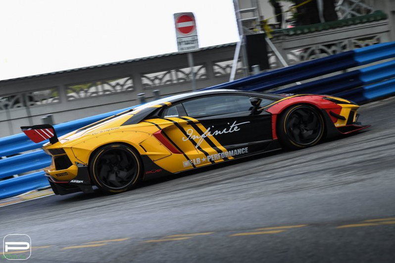 Lamborghini Aventador в гоночном амплуа от Infinite Motorsports