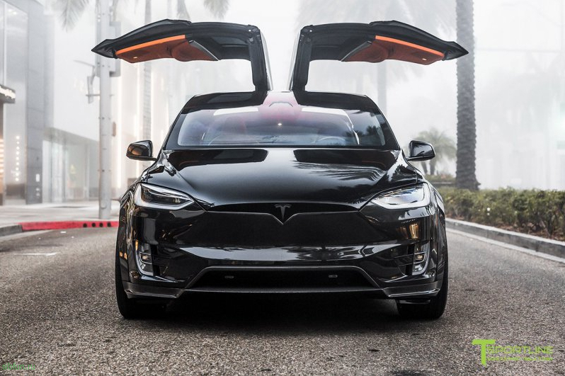 Tesla Model X в исполнении мастеров TSportline