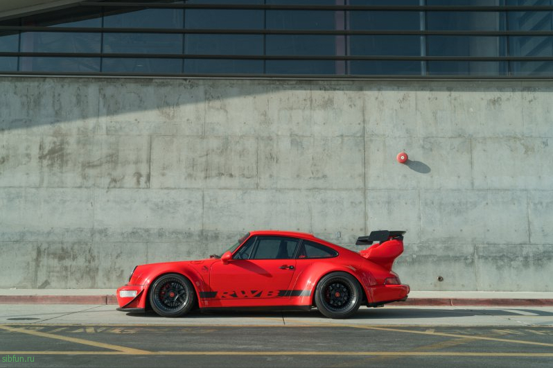 На аукцион выставили редкий Porsche 911 от Rauh Welt Begriff