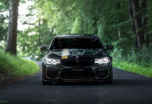713-сильная BMW M5 в исполнении Manhart