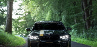 713-сильная BMW M5 в исполнении Manhart