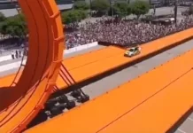 Трек Hot Wheels Loop-de-loop в натуральную величину — воплощение детской мечты — 21.10.2022