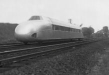 Шиненцеппелин: футуристический поезд с пропеллером и самолетным двигателем 1930-х годов