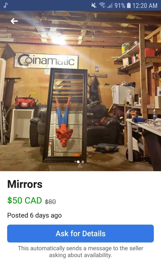 Люди продают зеркала