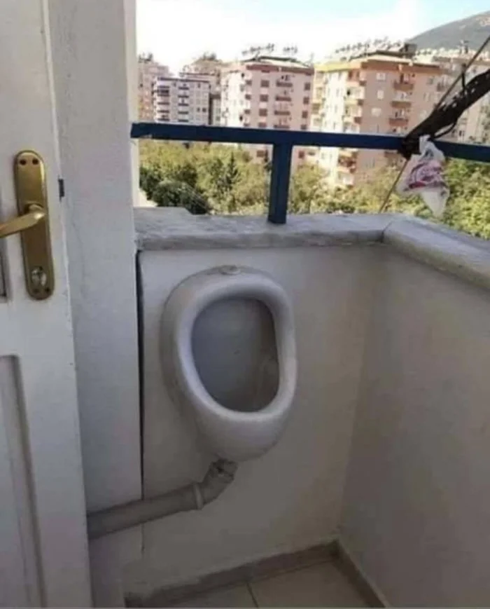 Самые необычные и креативные балконы