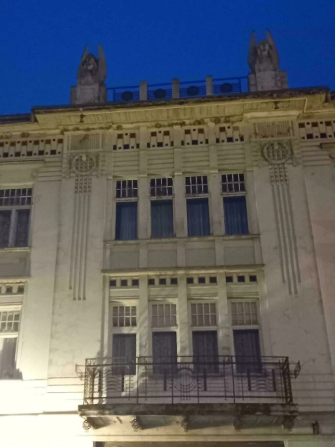 30 курьёзных ошибок, над которыми невозможно не посмеяться