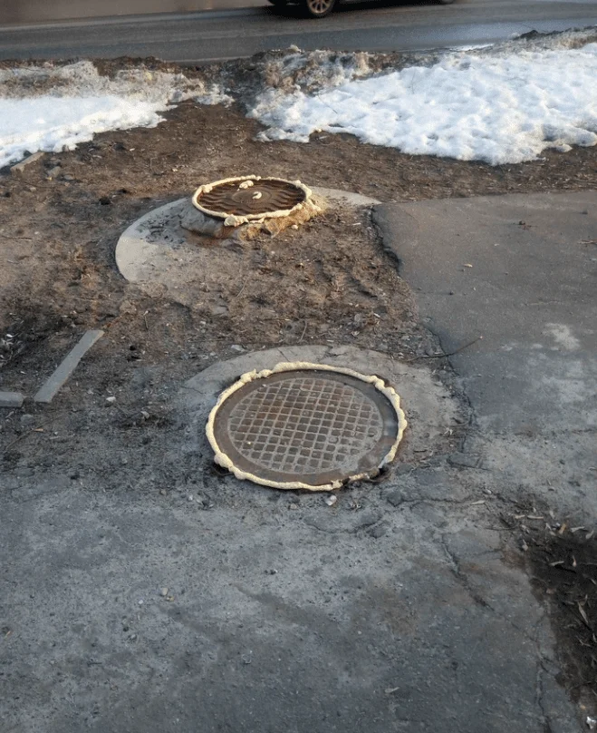 Монтажная пена — решение всех проблем: 16 смешных примеров «ремонта» Монтажная пена — решение всех проблем: 16 смешных примеров «ремонта»