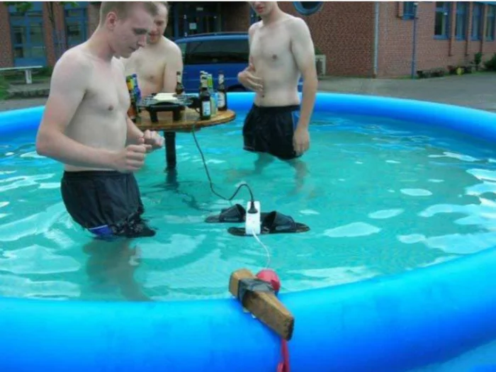 20 фото, доказывающих, что чувство самосохранения есть не у всех