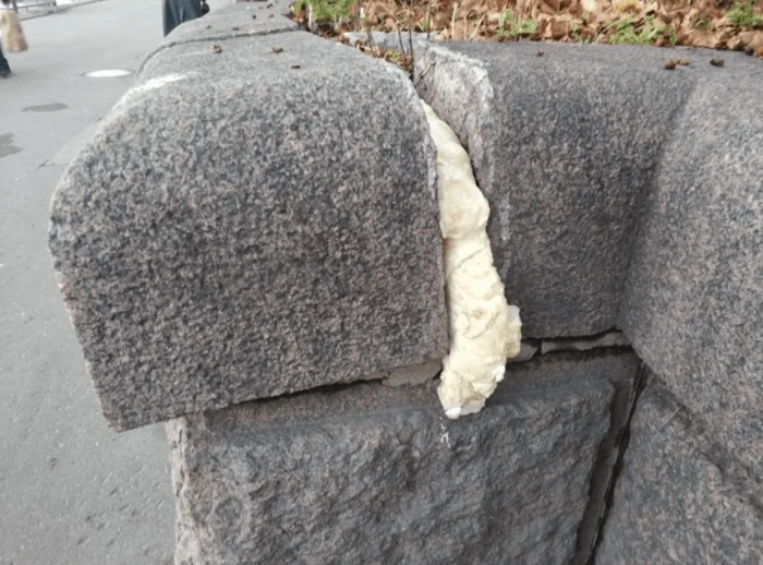 Монтажная пена — решение всех проблем: 16 смешных примеров «ремонта» Монтажная пена — решение всех проблем: 16 смешных примеров «ремонта»