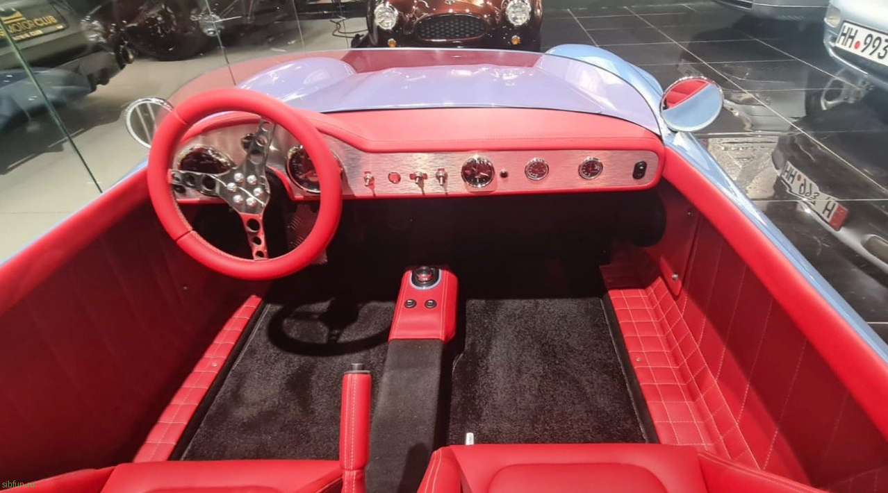 Электрический Mercedes-Benz SL300 за 4 миллиона рублей, и он для… вашего ребёнка 