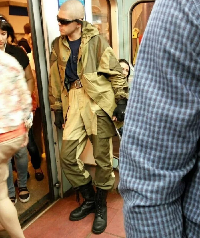 20 необычных пассажиров, которых можно встретить в метро