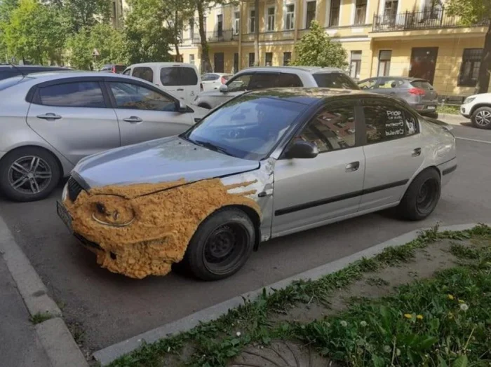 Монтажная пена — решение всех проблем: 16 смешных примеров «ремонта» Монтажная пена — решение всех проблем: 16 смешных примеров «ремонта»