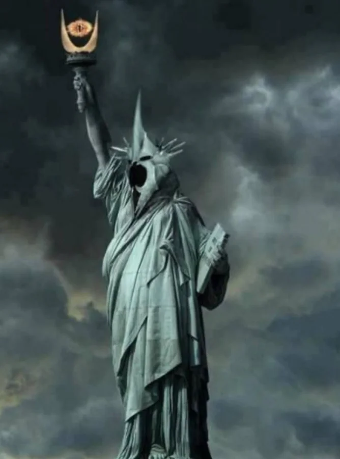 Подборка мемов на тему Властелина колец Подборка мемов на тему Властелина колец